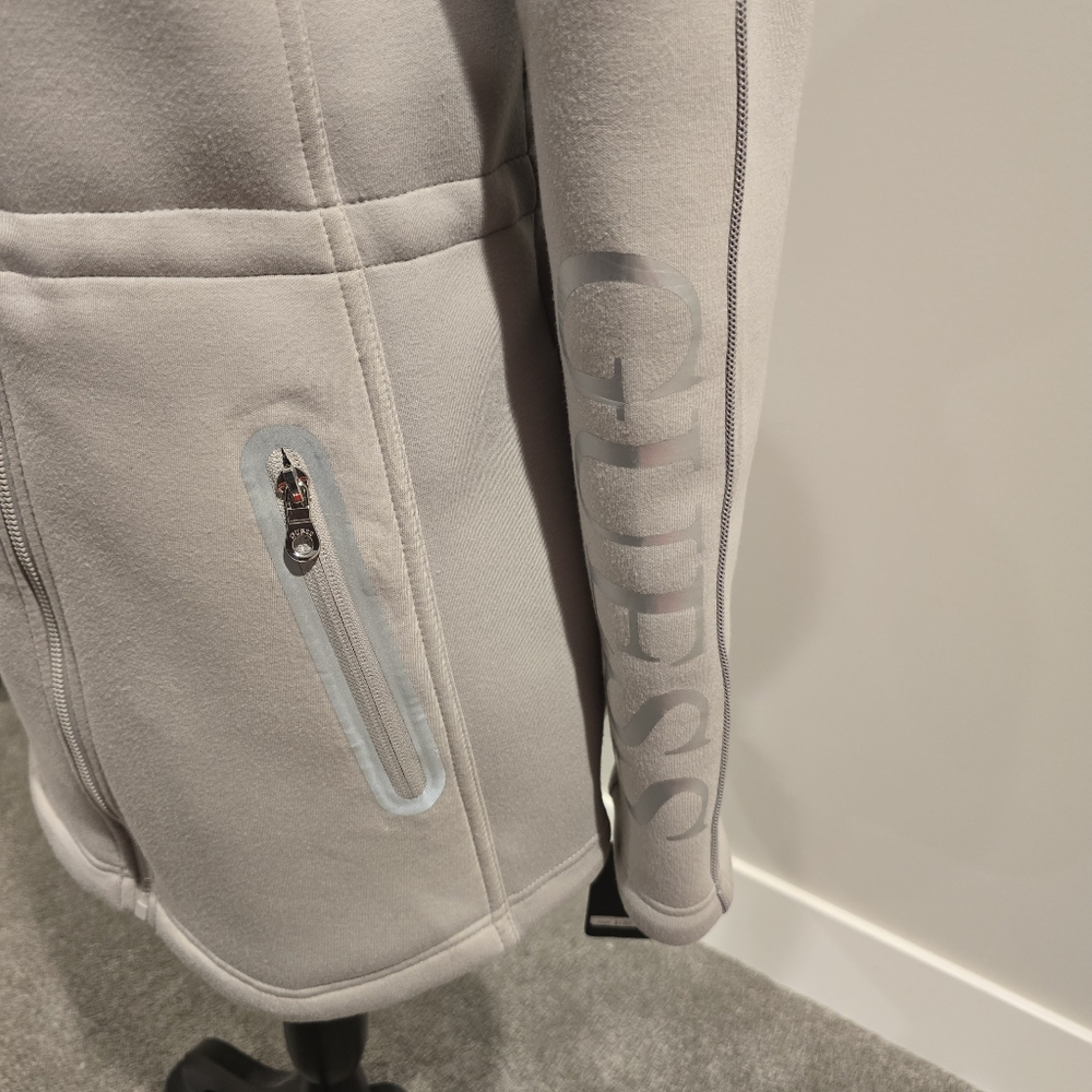 Guess Jacket - Picture 2 of 5